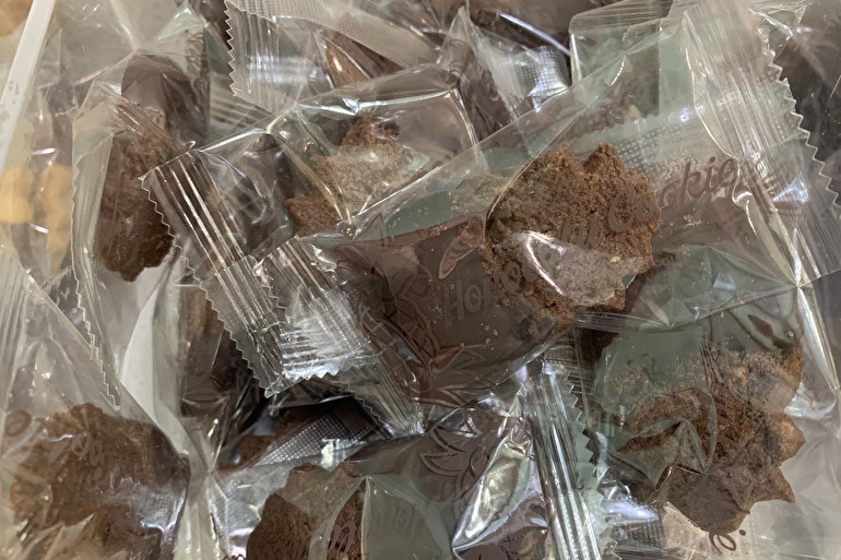 6:ダークトリプルチョコレートマカダミア